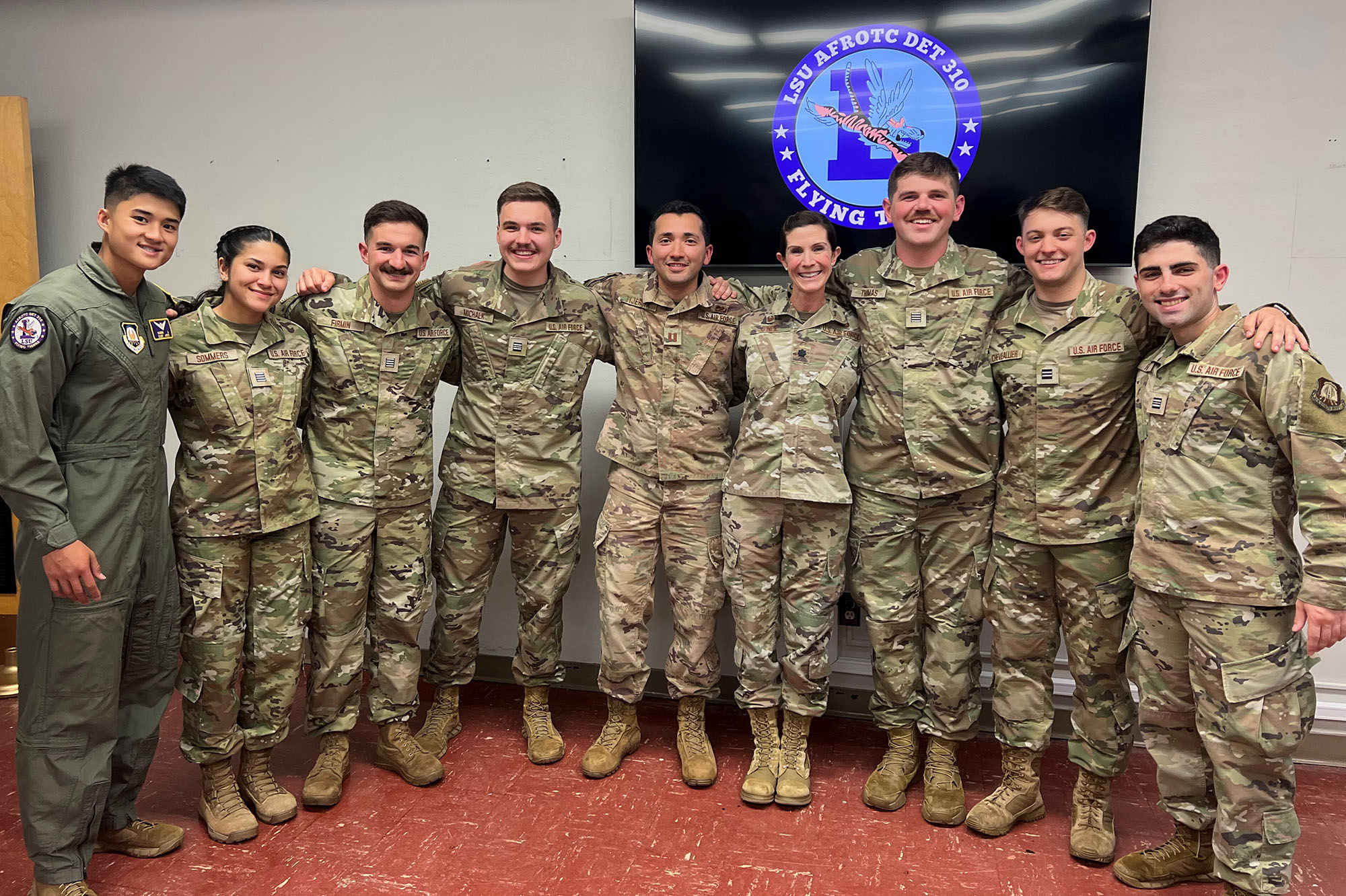 Col. Lisa O’Neil with LSU cadets