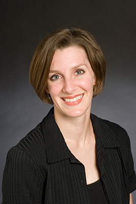 headshot of Emily Elliott