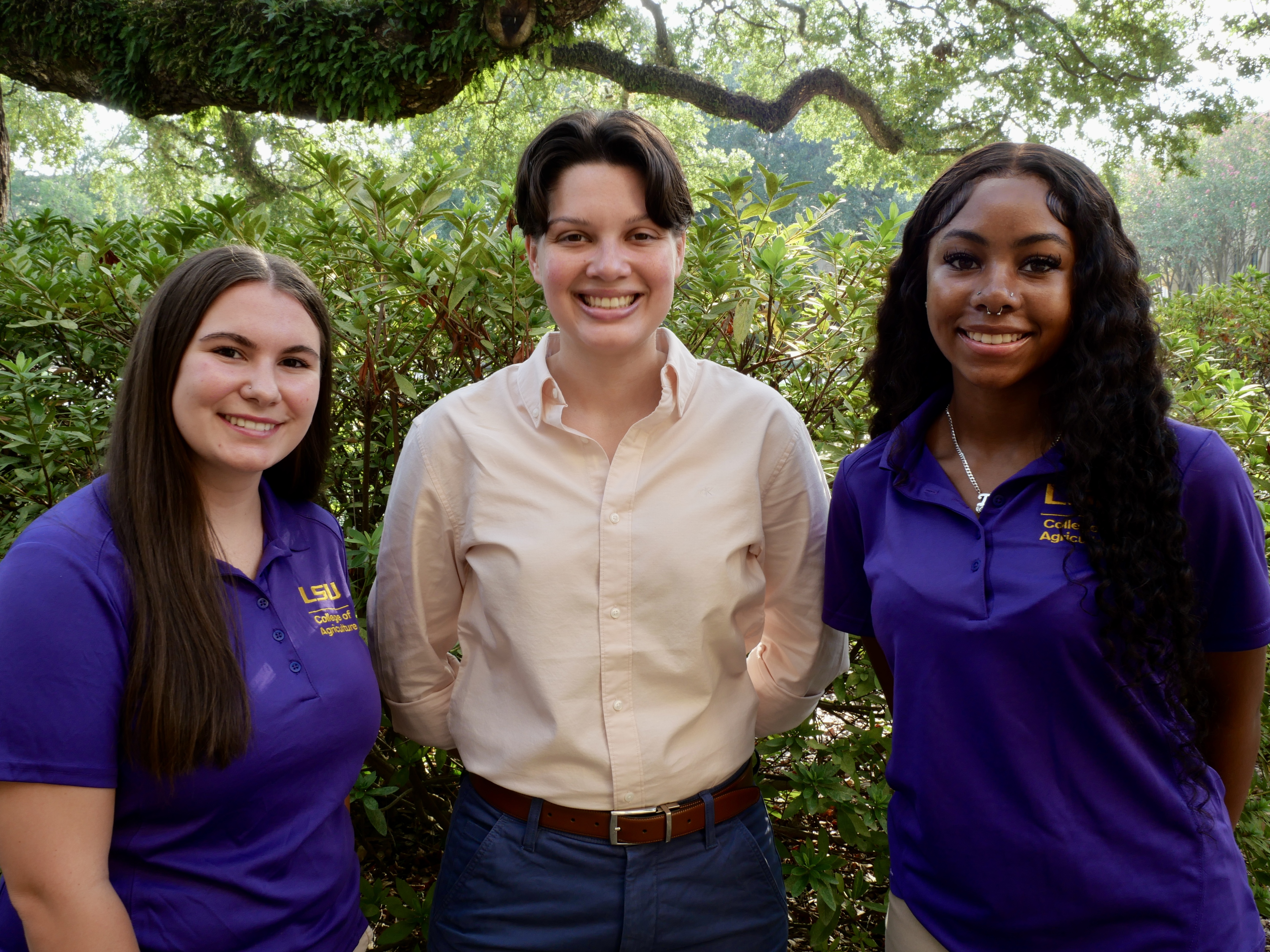 Amber Hayes stands with peer mentor, Tamia Thomas