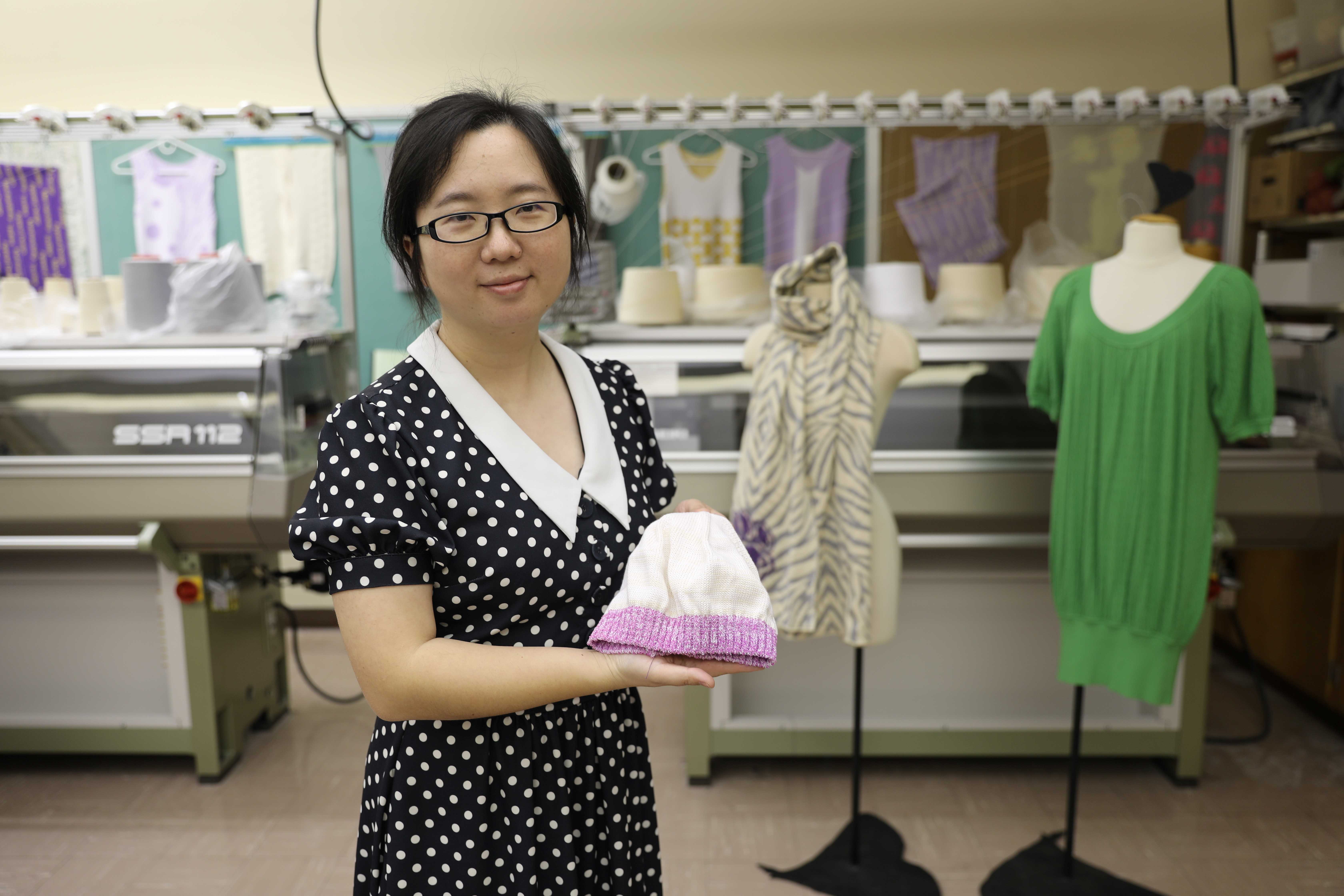 LSU researcher develops smart textile that detects fevers in infants