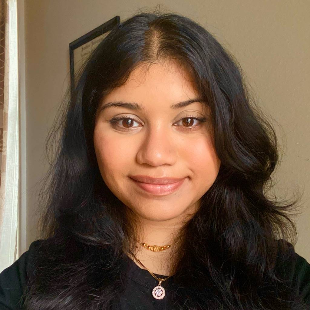 Fahmina Ali headshot