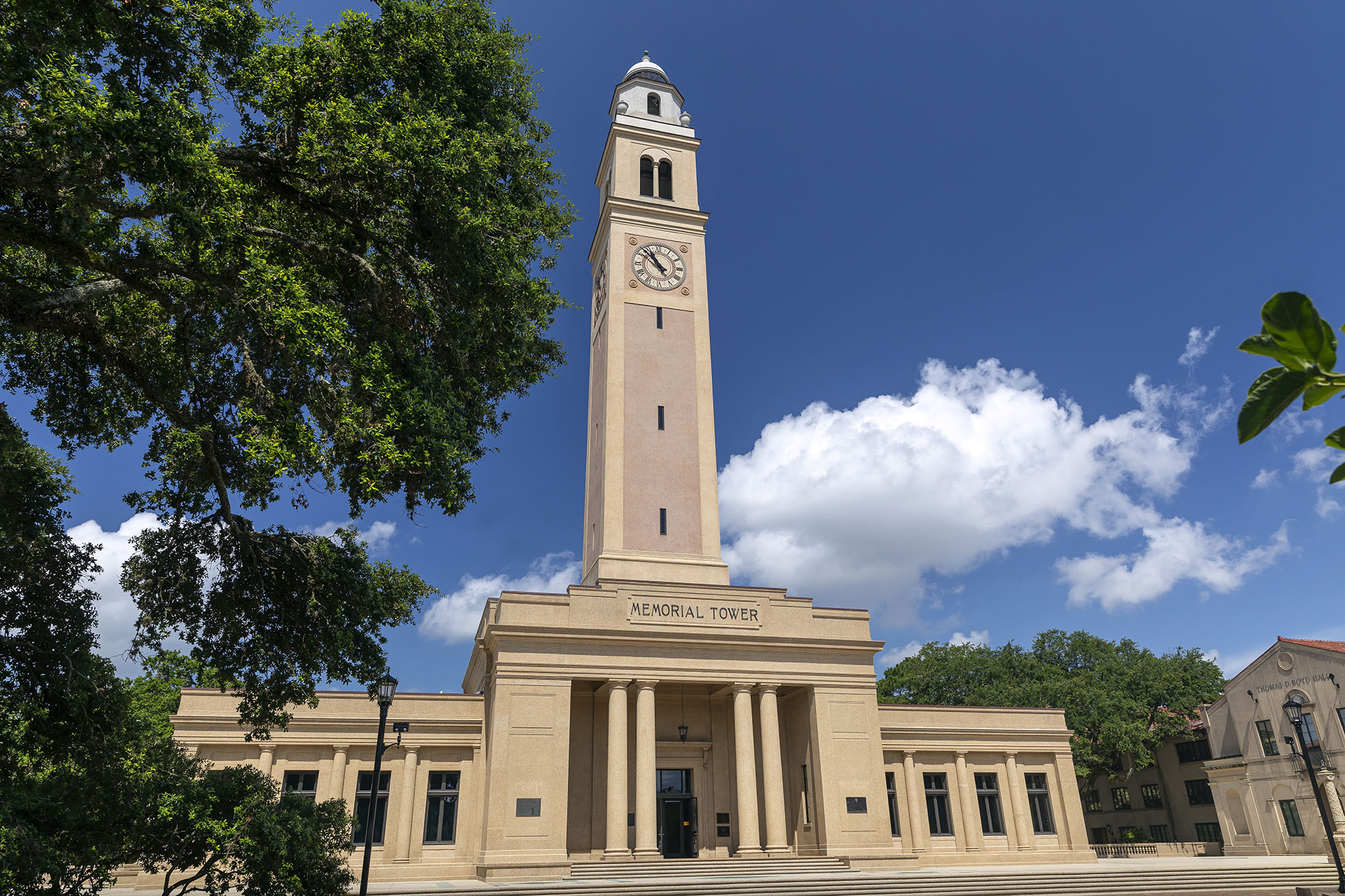 LSU Memorial Tower