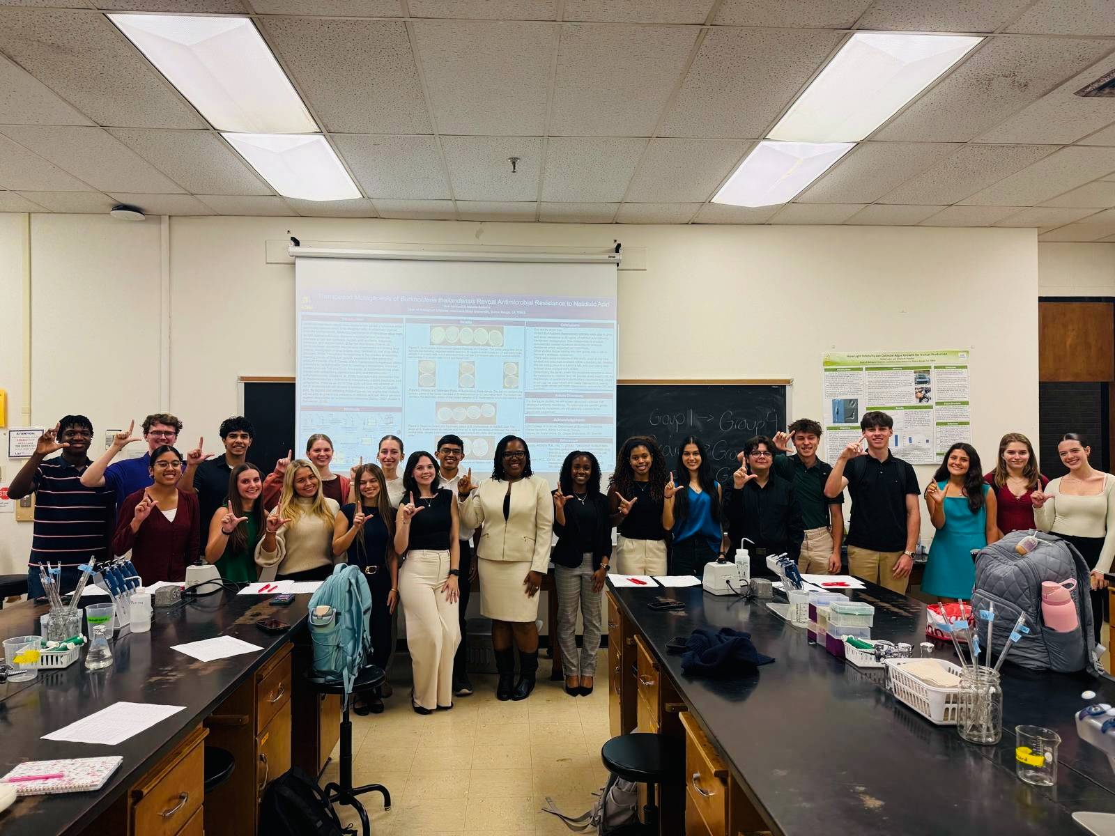 Elaine Nkwocha with LSU students