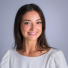 Julia Fontana headshot