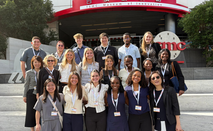 Business in Taiwan group photo