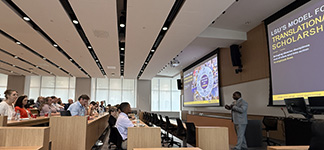 Photo of Roland Mitchell presenting to the Louisiana Health Fellows.