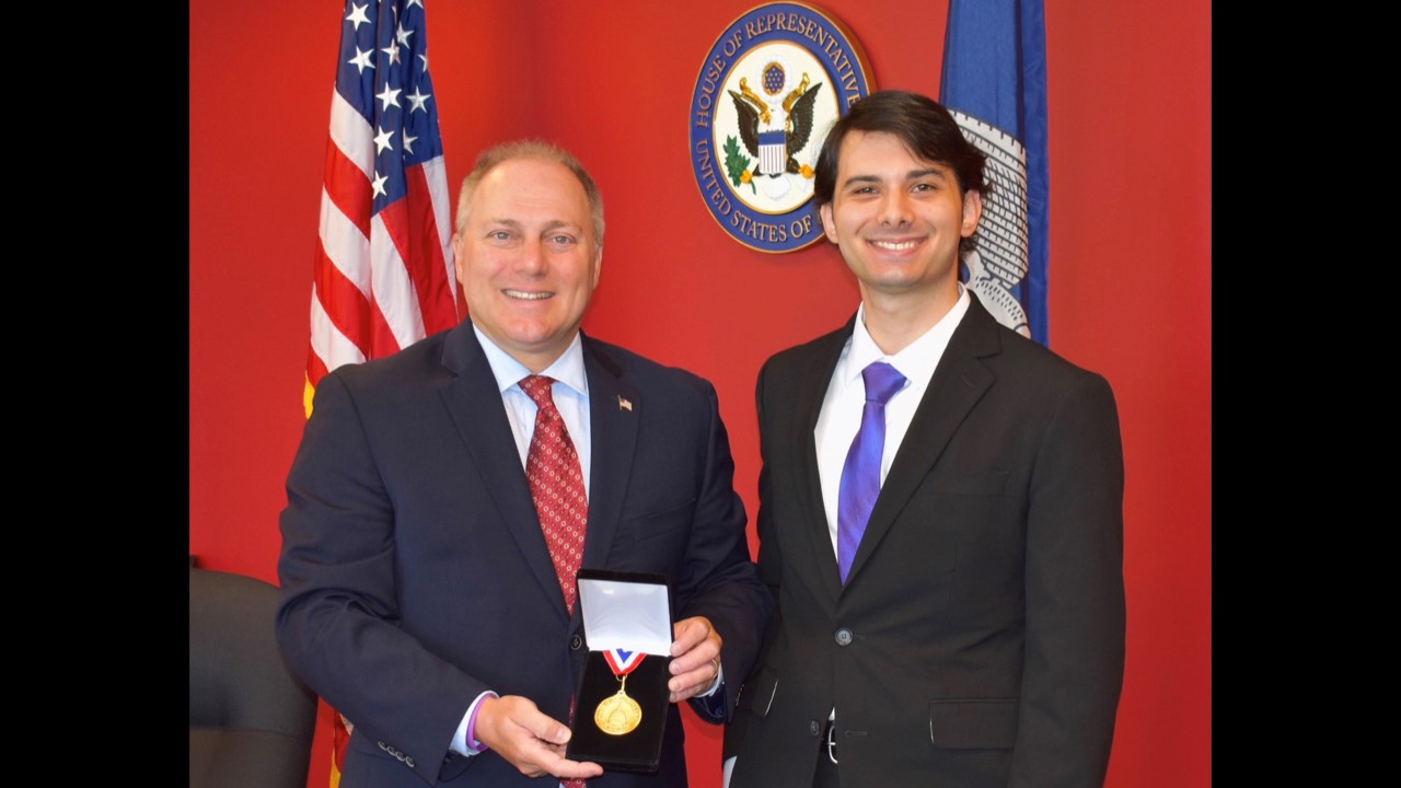 Sean Thomas, a Mechanical Engineering Senior at LSU, receives Congressional Award gold medal