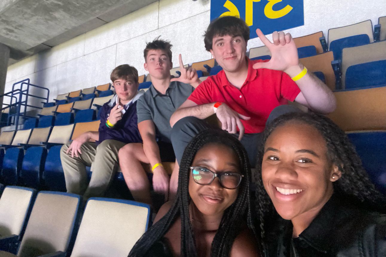 Mass communication students at a New Orleans Pelicans game.