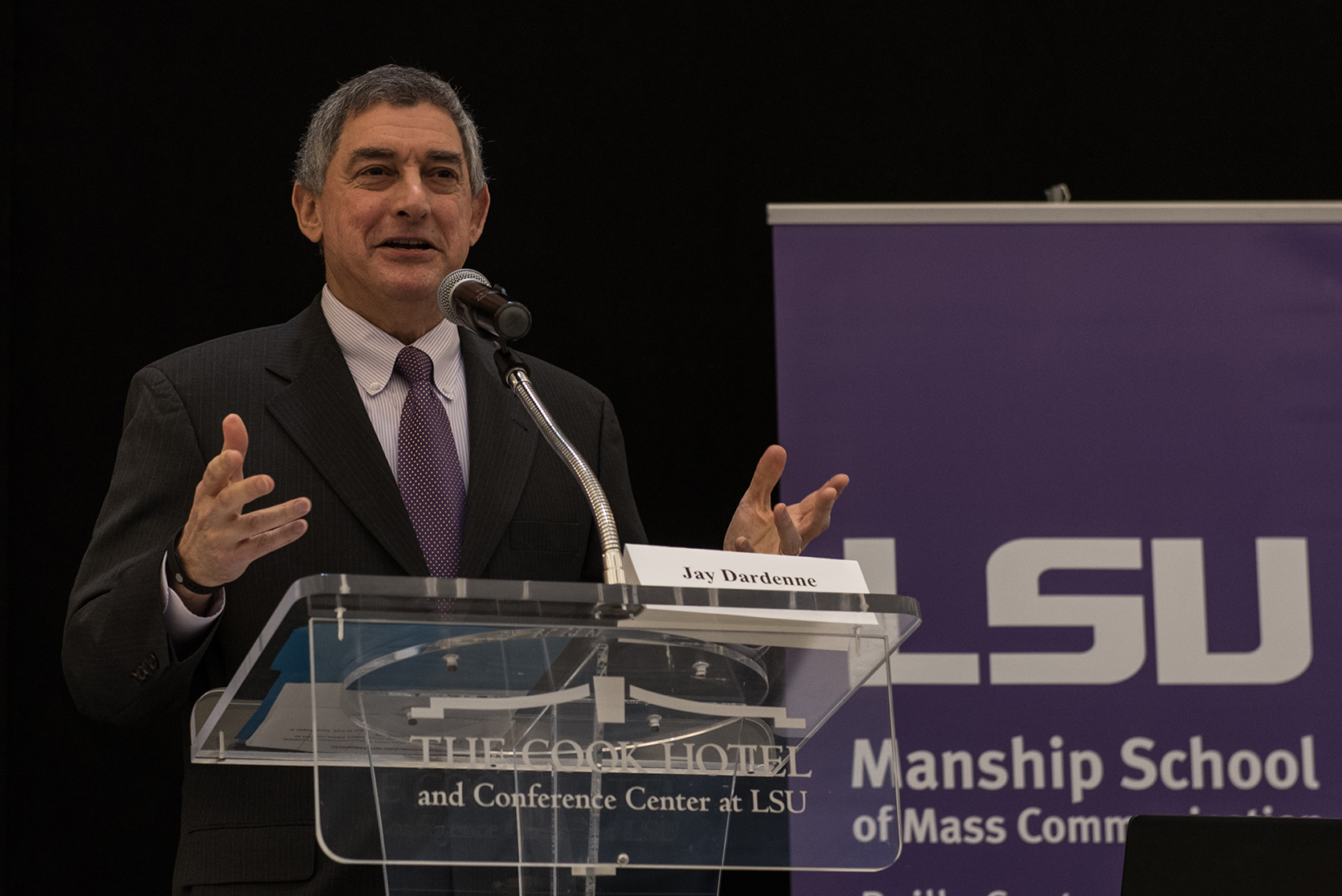 LA Commissioner of Administration Jay Dardenne gives the Summit's keynote address