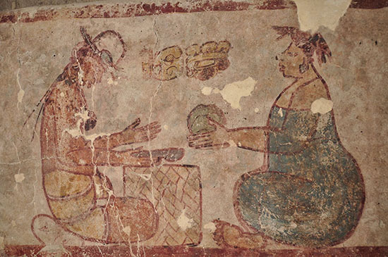 Die früheste bekannte Aufzeichnung über den Verkauf von Salz auf einem Marktplatz in der Maya-Region zeigt eine Wandmalerei in Calakmul.