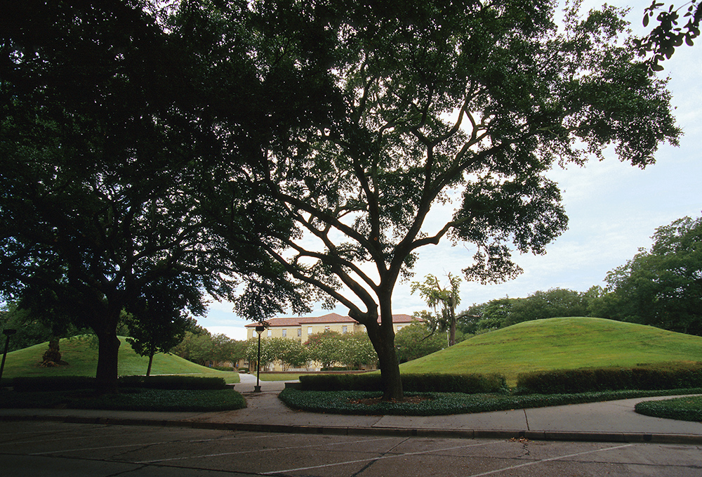 lsu campus mounds