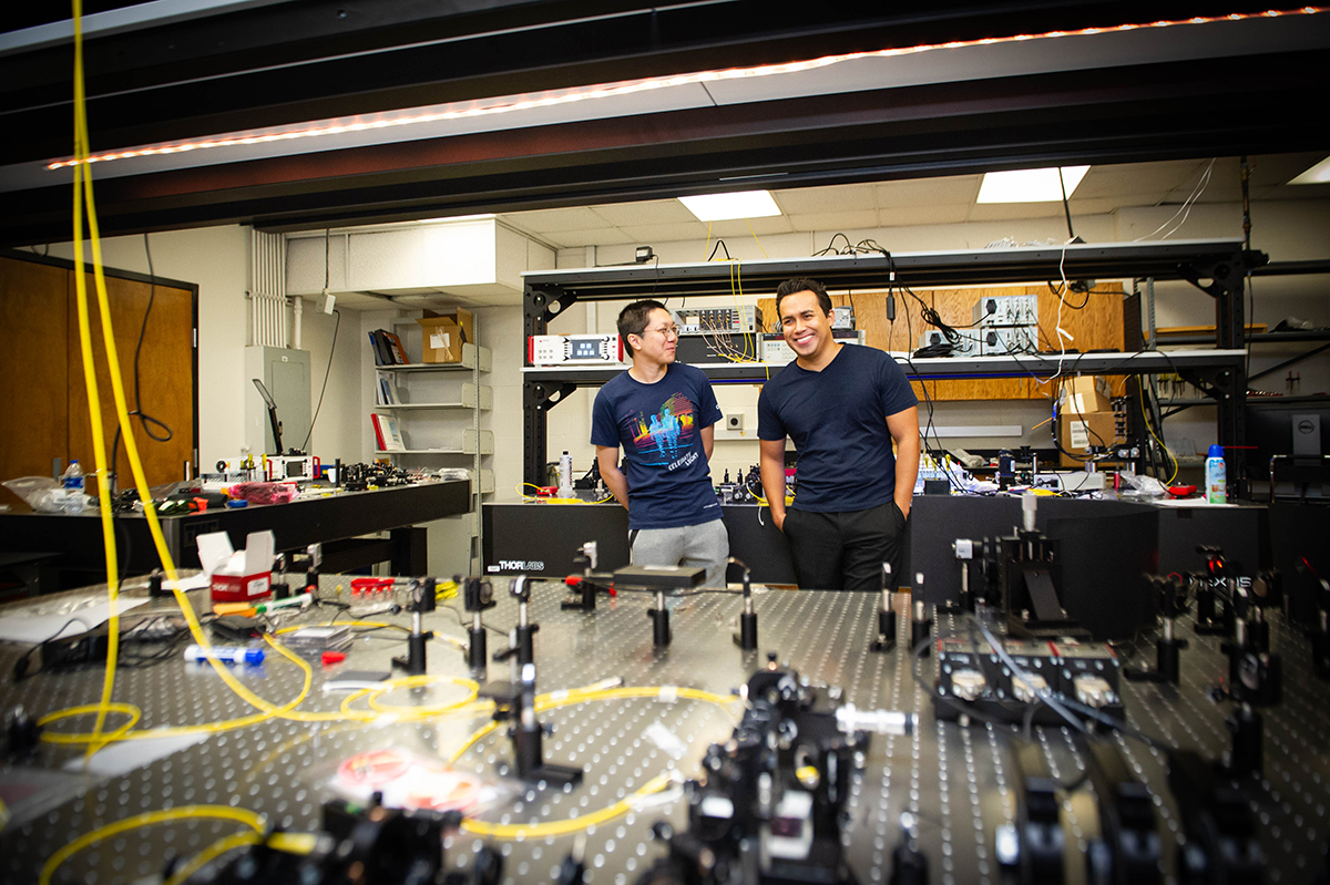 Chenglong You and Omar Magaña-Loaiza in the LSU Quantum Photonics Lab