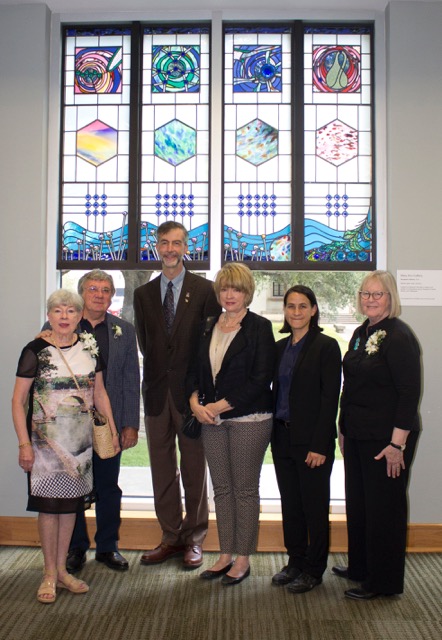 Photo description below