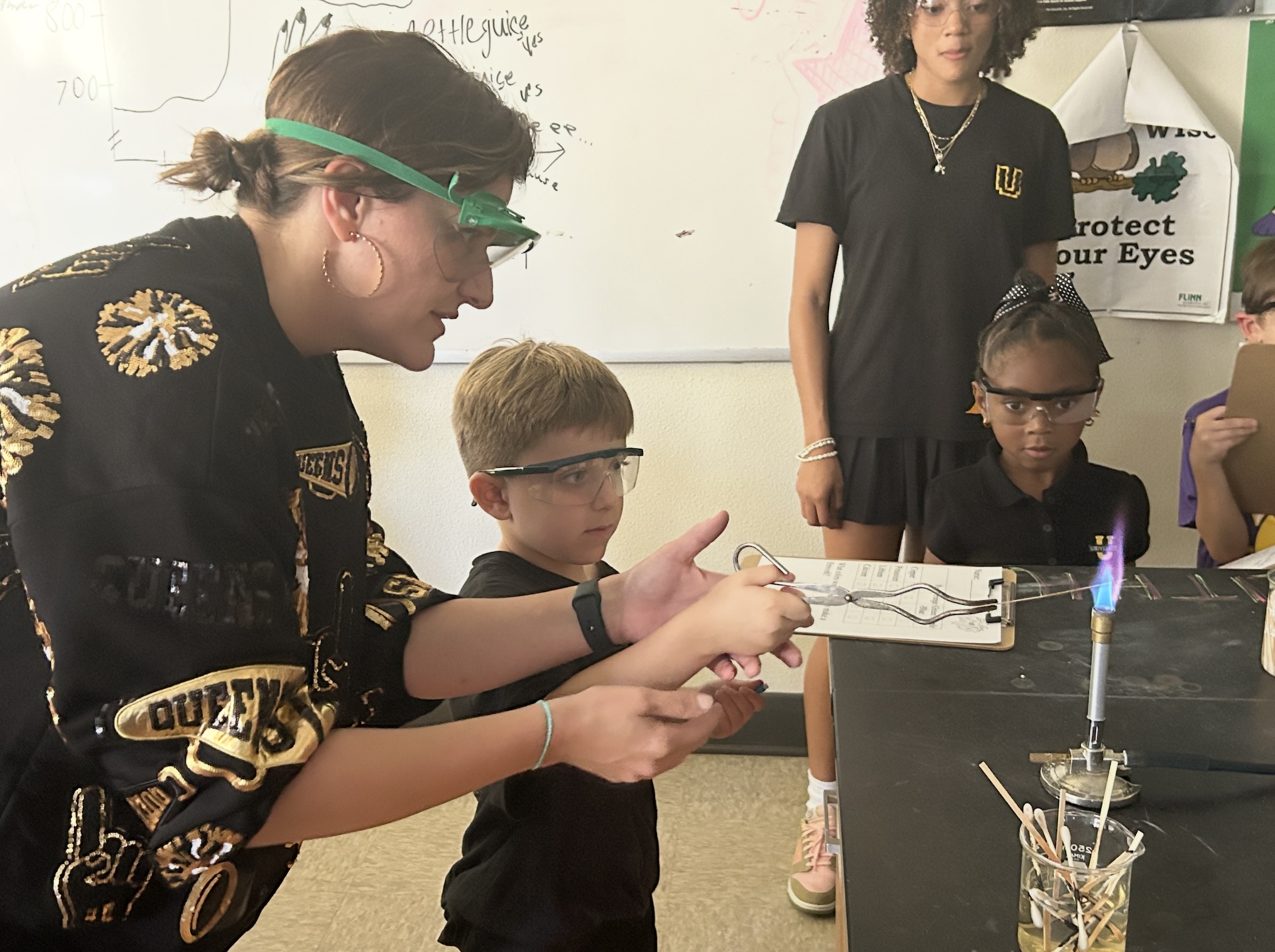 Uhigh chemistry lab